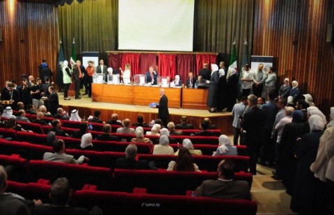 You are currently viewing اللجنة العليا لانتخابات مجلس الشعب السوري تعلن عن نتائج أول انتخابات منذ إسقاط الأسد و”غير قابلة للطعن”