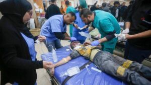 Read more about the article خرق اتفاق وقف النار.. جيش الإحتلال يرتكب مجزرة مروعة بحق عائلة في غزة وحديث عن عشرات الشهداء والإصابات