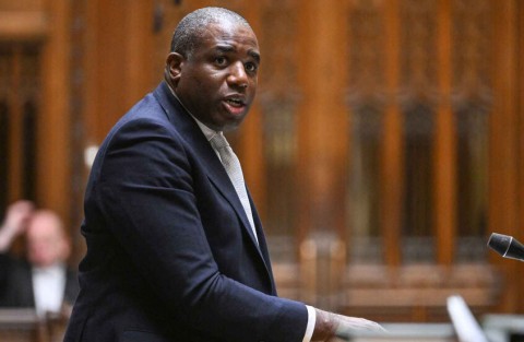 You are currently viewing وثائق سرية تكشف المستور.. الخارجية البريطانية تتحدى قرار وزيرها بشأن الكيان