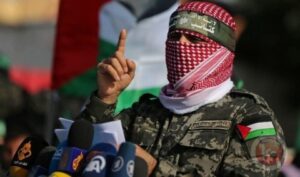 Read more about the article مسؤول مخابراتي مصري يكشف عن تفاصيل اتصال حاسم مع “أبو عبيدة” خلال صفقة “شاليط”.. رسالة أرعبت الكيان