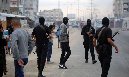 You are currently viewing “داخلية غزة” تفتح باب العفو أمام أفراد عصابات “غير متورطين بالدماء”