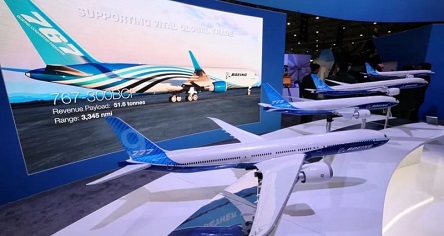 You are currently viewing إعلام عبري: منع شركات أمنية من المشاركة في معرض الطيران في دبي