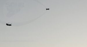 Read more about the article سوريا: طائرة أميركية تهبط في قاعدة “خراب الجير” محملة بأسلحة وأنظمة دفاع جوي