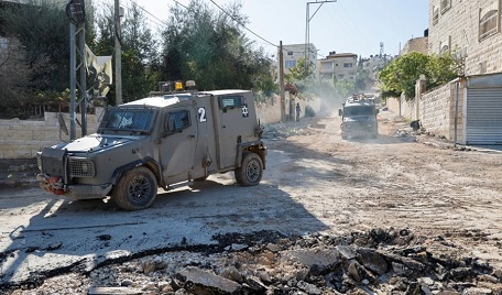 You are currently viewing بعد حصار واشتباكات وقصف جوي.. استشهاد 3 فلسطينيين بنيران الاحتلال في جنين