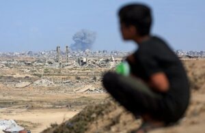 Read more about the article فرح مشوب بالحذر.. وقف إطلاق النار في غزة يشعل السوشيال ميديا