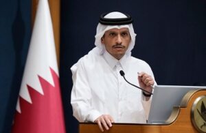 Read more about the article رئيس الوزراء القطري: أجلنا القضايا الأصعب في مفاوضات غزة لتحقيق نتائج ملموسة