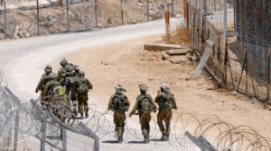 Read more about the article توغلات الكيان واسعة بريف القنيطرة: حواجز لتفتيش المارة واقتحام ثكنة