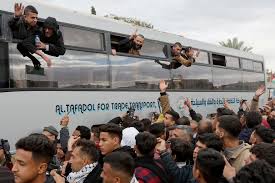 Read more about the article الكيان يوافق على أسماء جديدة من أصحاب المؤبدات وترفض تضمين البرغوثي