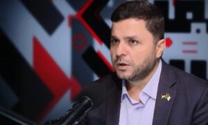 Read more about the article ممثل حماس في الجزائر يؤكد رفض الاعتراف بالكيان وبحل الدولتين.. ويصرح: لهذه الأسباب لم يتحول الطوفان إلى مشروع تحرير