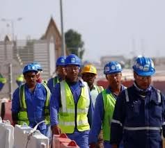 Read more about the article العمالة الأجنبية في العراق.. تفاقم اقتصادي وأمني وسط عجز حكومي عن ضبط الملف