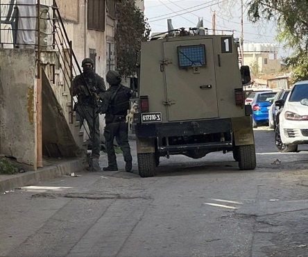 You are currently viewing الضفة الغربية: الاحتلال يعتقل أكثر من 40 فلسطينياً وهجوم لمستوطنين شرق رام الله