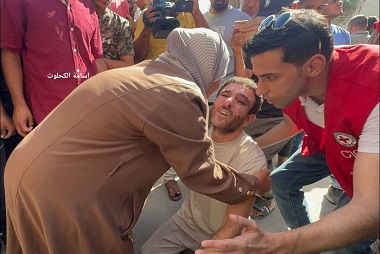 You are currently viewing الاحتلال يفرج عن 13 معتقل فلسطيني من قطاع غزة