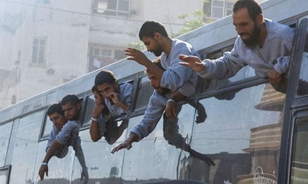 You are currently viewing الغارديان: 135 جثة فلسطيني أعاده الكيان إلى غزة تكشف عن مستويات تعذيب وانتهاكات واسعة