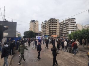 Read more about the article المرصد السوري: إصابات من جراء قمع الأمن العام تظاهرات في حمص وحماة والساحل السوري