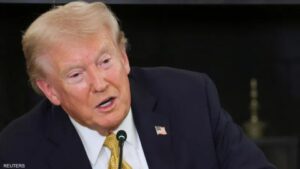 Read more about the article ترامب يتوقع نشر قوة الاستقرار الدولية في غزة “قريبا جدا” ويؤكد “انفتاحه” على قضية رفع العقوبات الأمريكية عن إيران