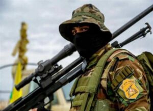 Read more about the article وسط تزايد الضربات الجوية على جنوب لبنان.. انقسام في الكيان بشأن التصعيد مع حزب الله وتحذيرات من مأزق كبير