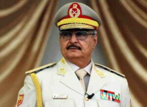 Read more about the article حفتر يزود قوات الدعم السريع السودانية بالوقود مقابل “الدعم الحاسم” الذي تقدمه له الإمارات