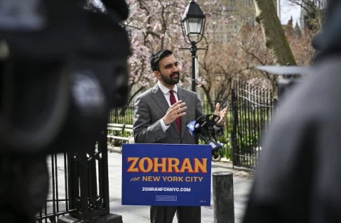 You are currently viewing بعد فوز ممداني.. الكيان يخسر نفوذه التاريخي في واحدة من أهم مدن العالم سياسيا وإعلاميا وتعاني من حالة ارتباك حاد بعد التحولات المتسارعة في مدينة نيويورك التي تتغير بـ”صمت”