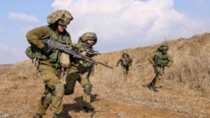 Read more about the article هل اقتربت الحرب؟.. جيش الإحتلال يُحصّن مواقعه في خمسة مواقع عسكرية حدودية في جنوب لبنان
