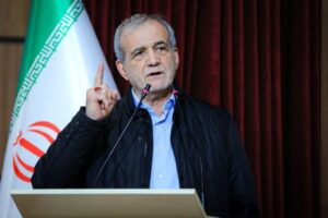 Read more about the article الرئيس الإيراني: سنضطر لإخلاء سكان طهران حال استمرار انقطاع المطر وما يجري في البلاد من أزمات سببه العقوبات