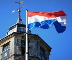 Read more about the article “الغارديان”: هولندا تمضي في حظر واردات الكيان رغم تعليق العقوبات الموسعة