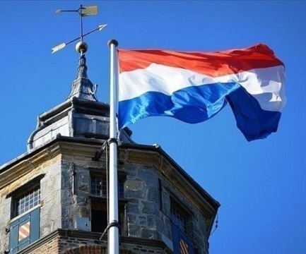 You are currently viewing “الغارديان”: هولندا تمضي في حظر واردات الكيان رغم تعليق العقوبات الموسعة