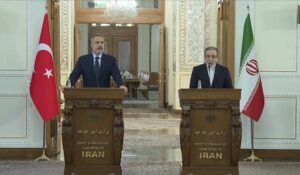 Read more about the article عراقتشي وفيدان: توافق في وجهات النظر بشأن انتهاكات العدو الصهيوني.. وتعاون بلدينا سيتطور