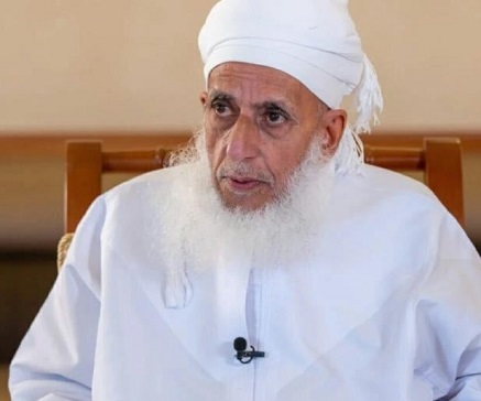 You are currently viewing مفتي عُمان يدين تنصّل الاحتلال من التزامات اتفاق غزة ويدعو لتحرك دولي وإسلامي عاجل