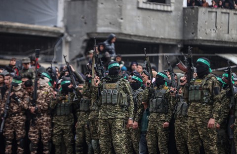 You are currently viewing مسؤولون صهاينة واستخبارات عرب: حماس تستعيد قوتها بقطاع غزة وتملأ الفراغ منذ انسحاب الكيان من أجزاء من غزة