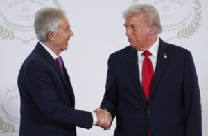 Read more about the article “يديعوت أحرونوت” تكشف عن مرشح جديد لرئاسة مجلس السلام في غزة بدلا من توني بلير.. من هو؟