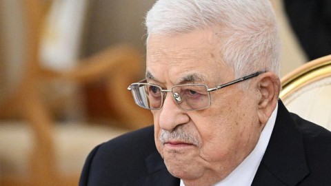 You are currently viewing السلطة الفلسطينية أمام شروط “قاسية ومُعقدة” إذا شاركت في “مجلس السلام” لإدارة غزة.. فهل هي الطرف الأضعف؟