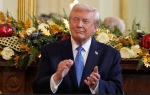 Read more about the article لماذا إعترف ترامب بـ”تراجع نفوذ الكيان بعد 7 أكتوبر؟.. إحتفال “عيد حانوكاه” وألغاز “قائمة الحضور”: تغيب اليهود “الناقدون للكيان” والمجموعة التي شاركت “مؤيدة لنتنياهو” والرئيس تحدث عن “عائلته والتراث اليهودي”