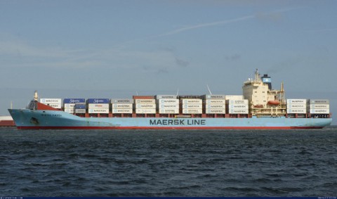 You are currently viewing “العفو الدولية” تدعو لإيقاف سفينة تحمل 440 طنا من الذخيرة والمعدات العسكرية إلى الكيان وتحذر من التواطؤ في الإبادة الجماعية