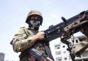 Read more about the article هُجوم تحوّل لحرب شوارع بإسطنبول: “داعش” يُهاجم “المُعلّم” بعد “التلميذ”!.. لماذا أكّدت أنقرة أن جميع المُسلّحين “أتراك” وكيف تخوّفت الرئاسة “من تقويض النظام” ومع سُقوط الأسد من يدعم “الدواعش” وكيف هو أردوغان بنظرهم؟