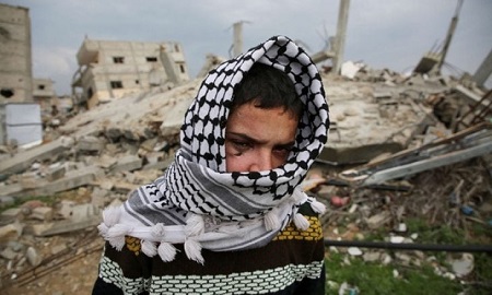 You are currently viewing من الشظايا إلى فقدان البصر التام.. كيف دمرت الحرب منظومة طب العيون في غزة؟