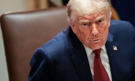 You are currently viewing تقرير حقوقي يحذر: ترامب يقود حملة غير مسبوقة ضد حرية التعبير ويستهدف منتقدي الدعم الأمريكي لإسرائيل