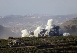 Read more about the article الكيان يقصف جنوب لبنان وحزب الله يحذر من الاستسلام للاحتلال ويؤكد استعداده للتعاون مع الجيش اللبناني