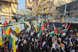 Read more about the article لبنان.. اعتصامات جماهيرية للاجئين الفلسطينيين تأكيدًا على حق العودة ورفضًا للمساس بقضية اللاجئين