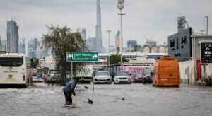 Read more about the article ما حقيقة عرض أمانة بغداد مساعدات عاجلة لدبي لإنقاذها من الغرق؟