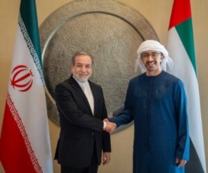 Read more about the article عراقتشي في اتصالٍ مع نظيره الإماراتي: للحفاظ على وحدة اليمن وسلامة أراضيه