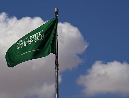 You are currently viewing متوقعةً عجزاً بـ44 مليار دولار.. السعودية تقرّ ميزانيتها لـ2026