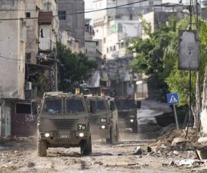 Read more about the article اقتحامات الإحتلال في الضفة الغربية والقدس: اعتقالات وإصابات بين صفوف المواطنين