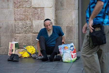 You are currently viewing تقرير “لاتيت” الإحتلال يحذر من اتساع الفقر في الكيان بعد 7 أكتوبر