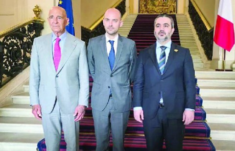 You are currently viewing اختتام جولة من محادثات سوريا والكيان برعاية أمريكية في العاصمة الفرنسية باريس.. اعلام عبري يقول ان المفاوضات “كانت إيجابية”