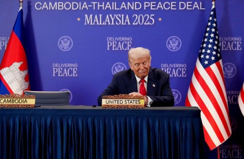 You are currently viewing خيارات ترامب لا تشمل نشر قوة عسكرية على الأراضي الإيرانية في إطار تدخله المحتمل لحماية المتظاهرين.. “سي ان ان ” تكشف التفاصيل