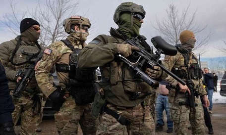 You are currently viewing قتل وخطف واعتداءات.. شرطة الهجرة تبث الرعب في الشوارع الأمريكية