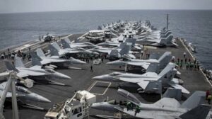 Read more about the article حاملة الطائرات الأميركية أبراهام لينكولن تتجه إلى الشرق الأوسط .. إيران تغلق مجالها الجوي أمام الطيران المدني