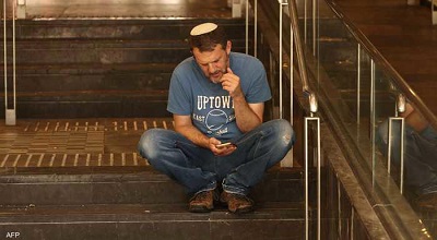 You are currently viewing رسائل رعب تصل هواتف الكيان.. وشكوك في جهات إيرانية