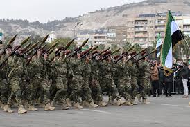 Read more about the article الجيش السوري يُعلن دير حافر وبلدات أخرى “منطقة عسكرية مغلقة” ويدعو “قسد” للانسحاب إلى شرق الفرات