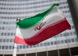 Read more about the article السلطات الثلاث في إيران تتعهد ببذل الجهود كافة لحل المشكلات الاقتصادية وتأمين الأمن